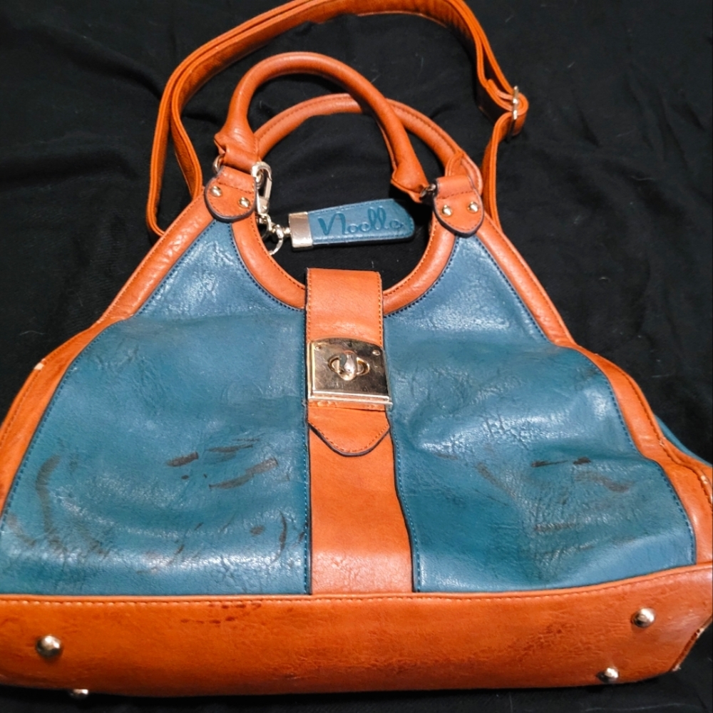 Leather bag